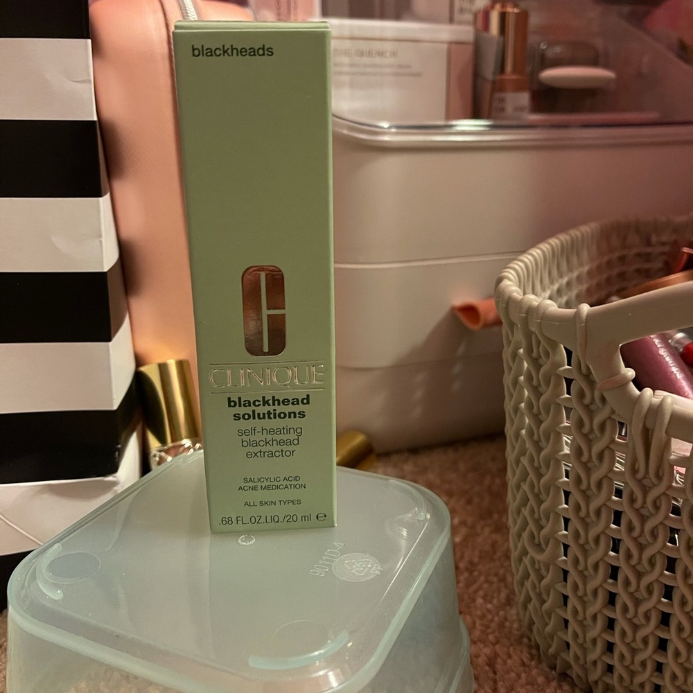 Clinique Blackhead Solutions New